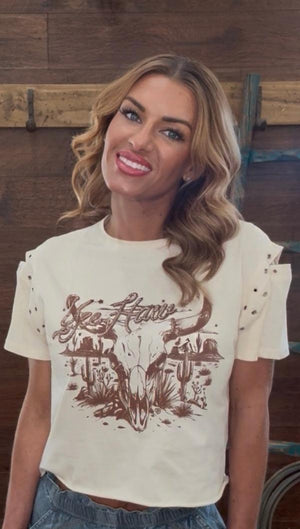 Grommet Sleeve Cropped Graphic Tee