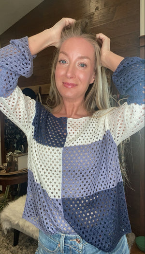 COLOR BLOCK FISHNET BOAT NECK SWEATER