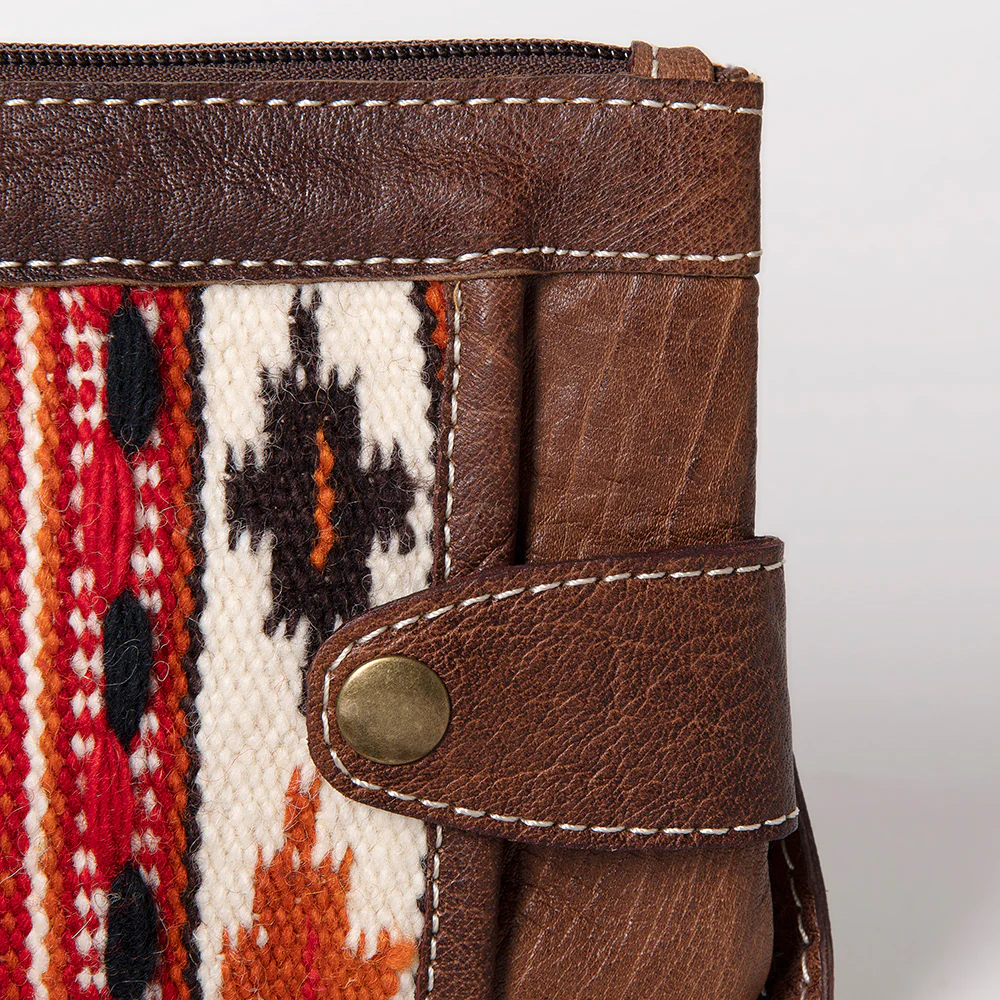 AMERICAN DARLING hand weaved woolen saddle blanket bag