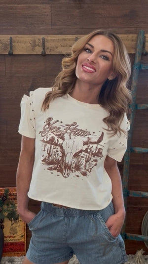 Grommet Sleeve Cropped Graphic Tee