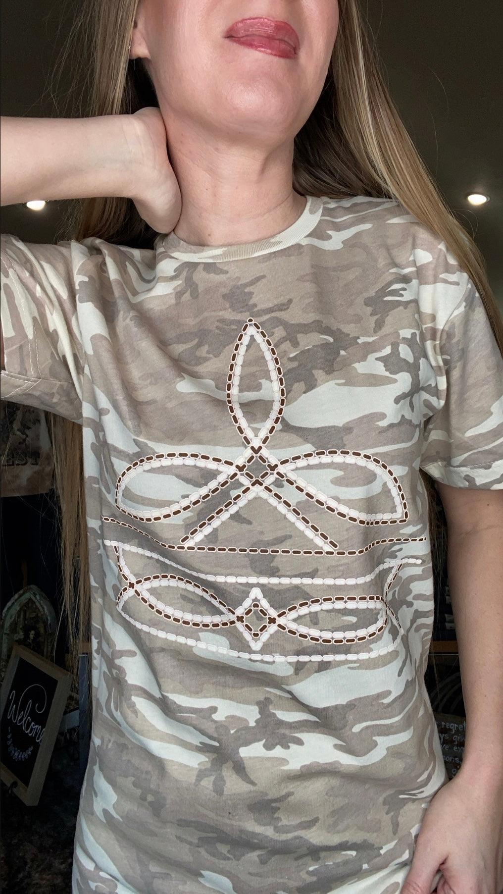 CAMO SANDS TEE
