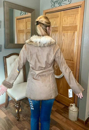 Scully Ladies button up jacket with faux fur collar