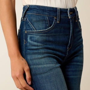 These jeans feature flattering wide legs and present a vintage-meets-modern flair. 