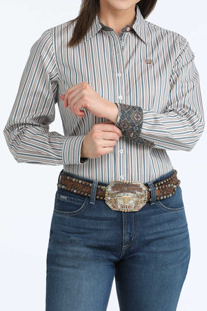 Striped shirt with long sleeves 