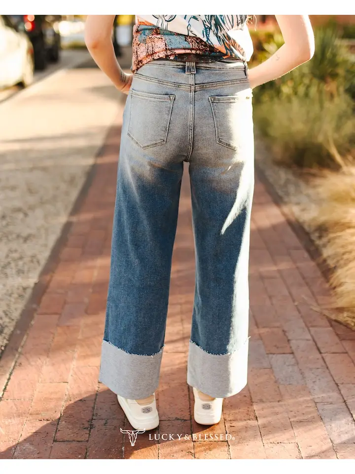 Women’s high waisted cuffed jeans