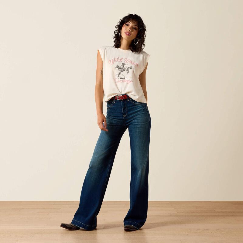 These jeans feature flattering wide legs and present a vintage-meets-modern flair. 