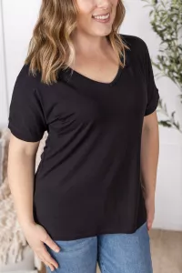 V-Neck black t-shirt 